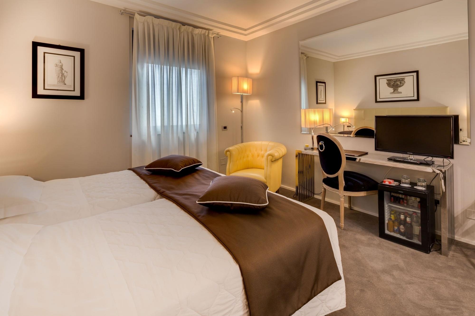 Hotel Roma Florence Luaran gambar